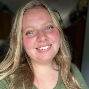 Meet your Posher, Megan